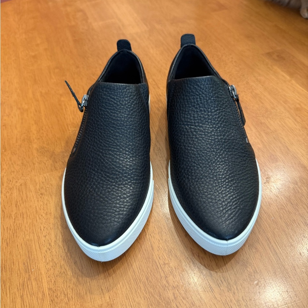 Ecco Black Leather women’s side-zip sneakers, size 5, NWOT